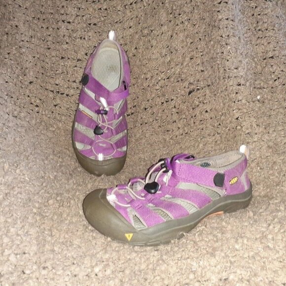 KEEN-Newport H2 Sandals-Waterproof-Purple-SZ 38-7 Women-Excellent - Picture 1 of 9